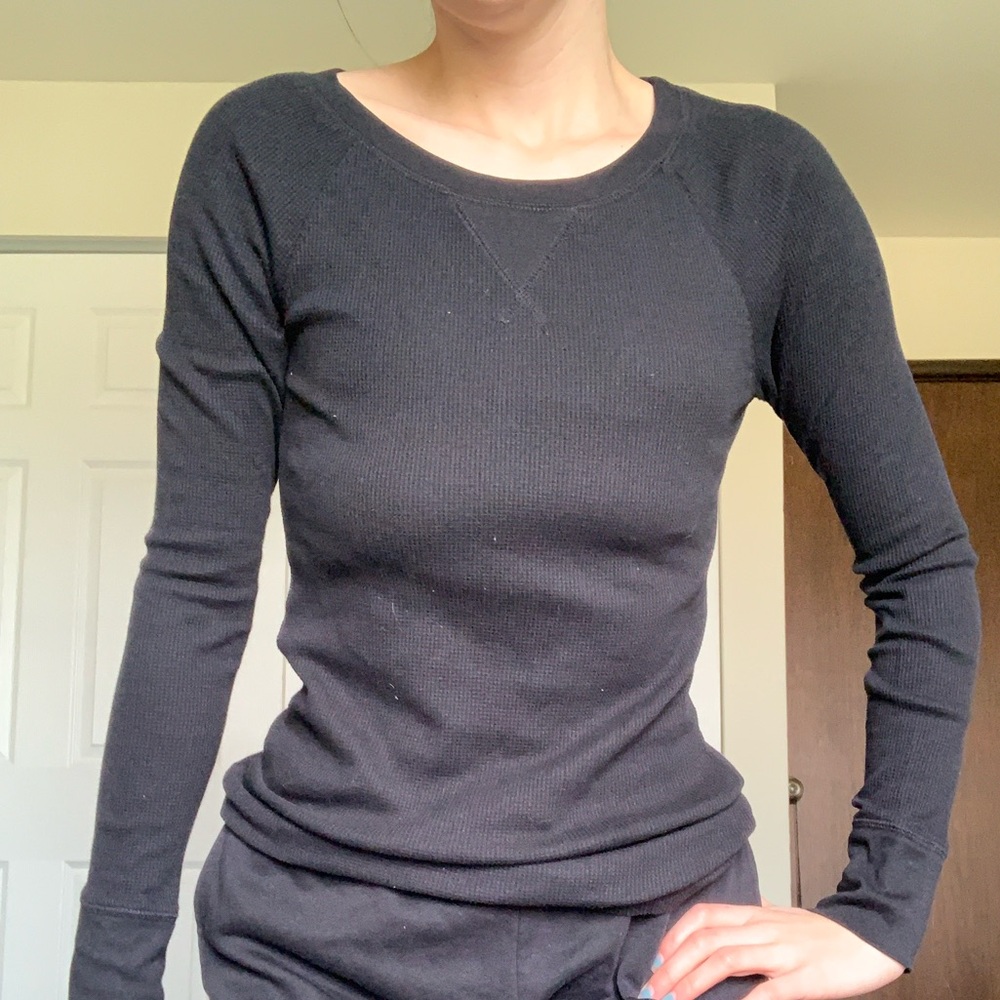 🩵Old navy black long underwear top